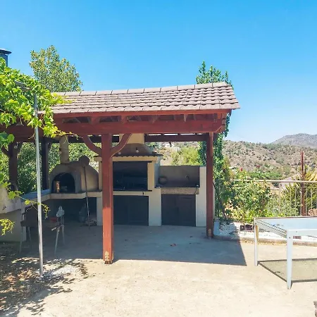 Orama Mountain Farmakas Villa *
