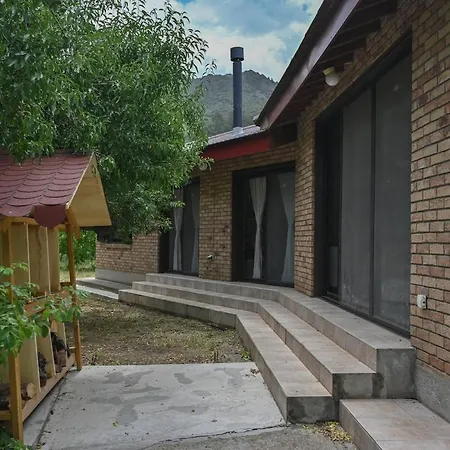 Orama Mountain Farmakas