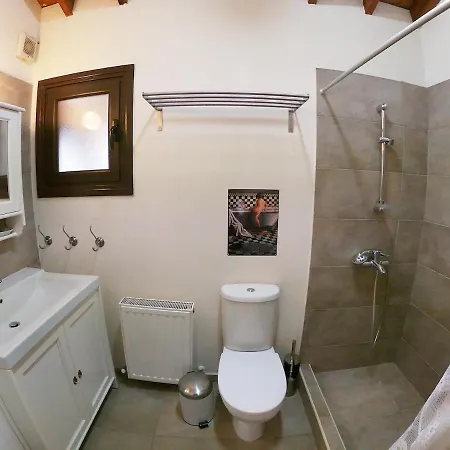 Orama Mountain Farmakas