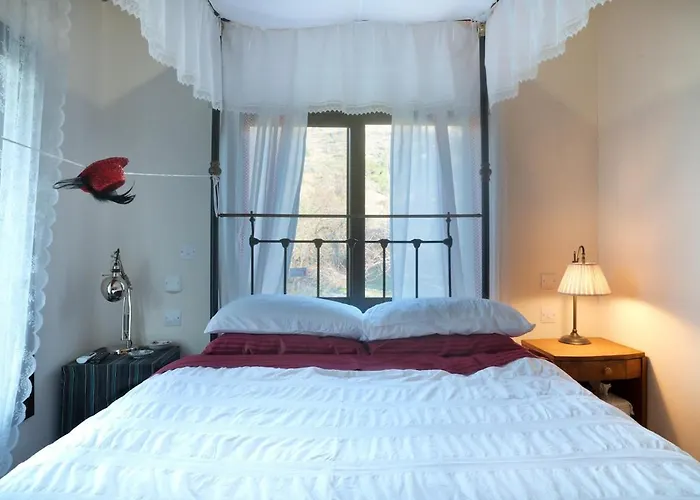 Orama Mountain Farmakas *