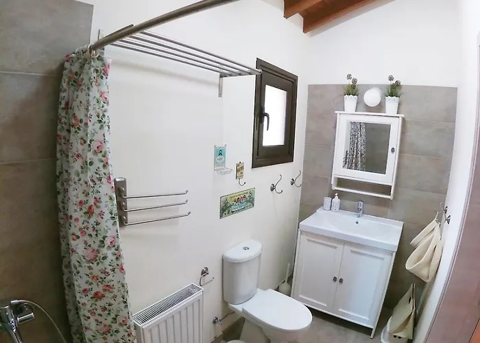 Orama Mountain Farmakas Никосия