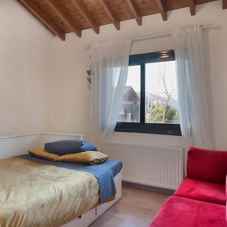 Orama Mountain Farmakas